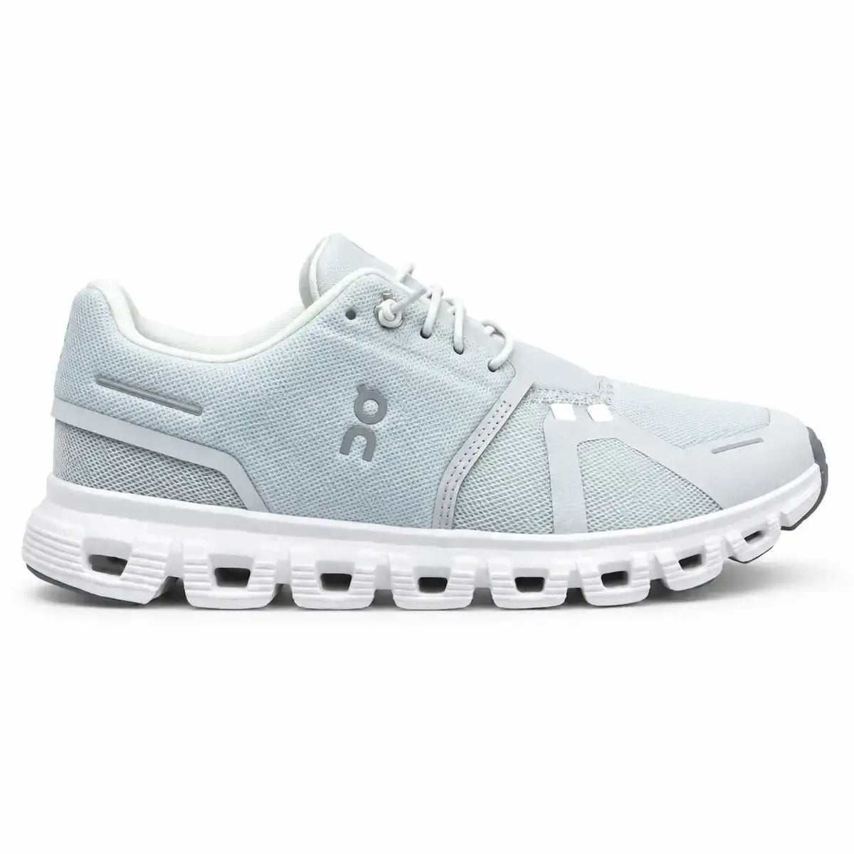 Cloud 6 Glacier | White