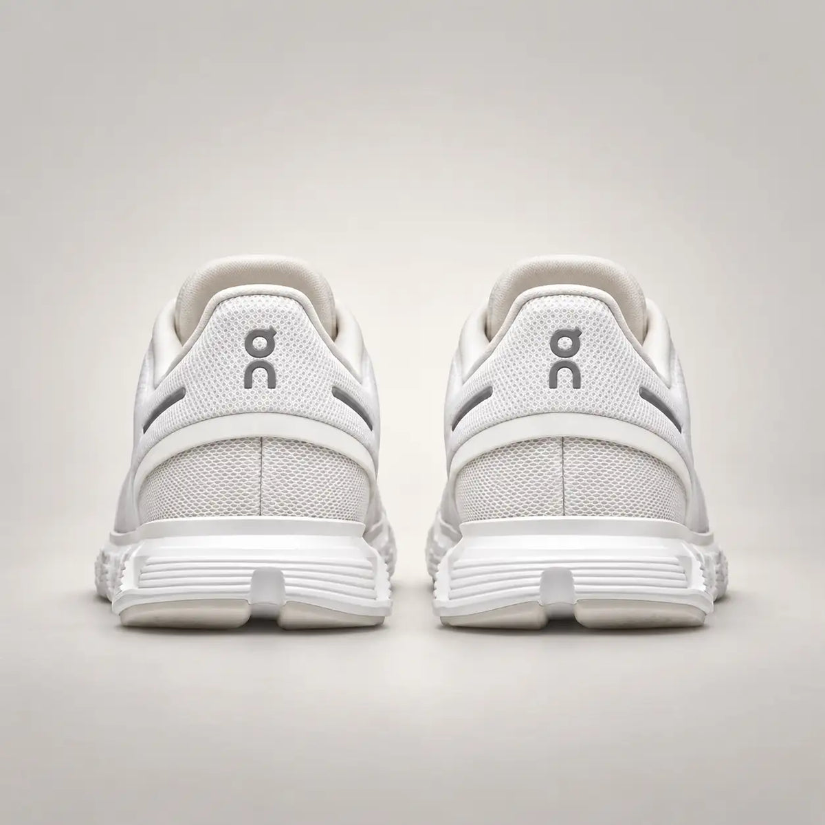 Cloud 6 White | White