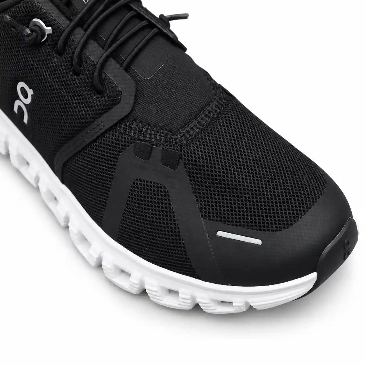Cloud 6 Black | White