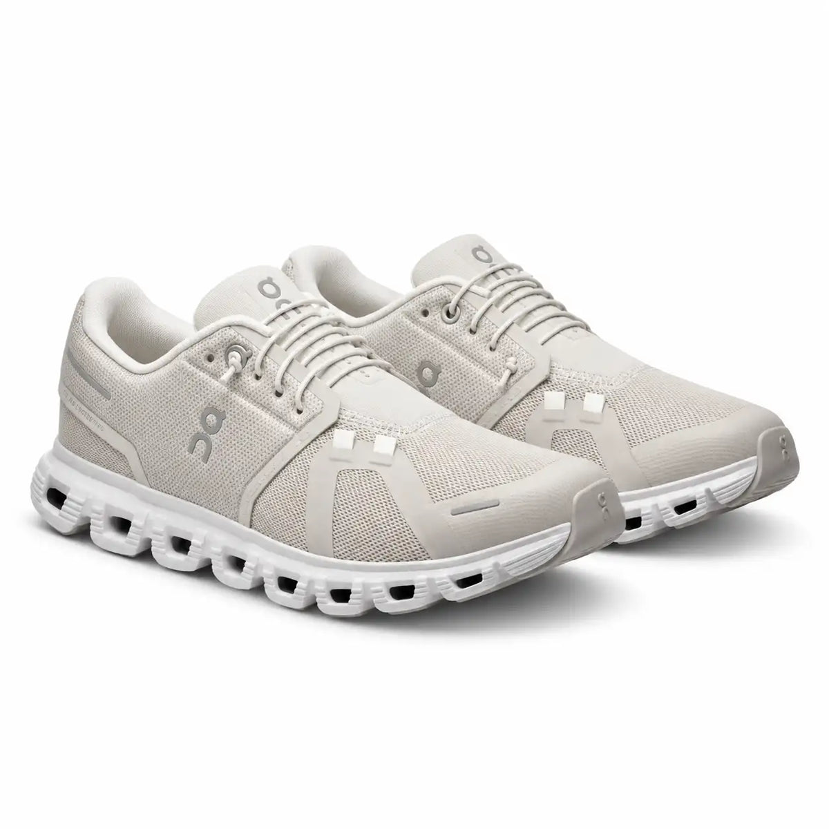 Cloud 6 Pearl | White