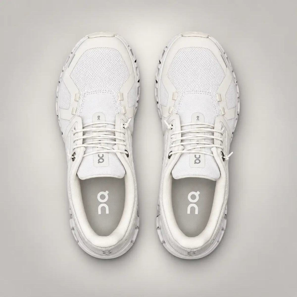 Cloud 6 White | White
