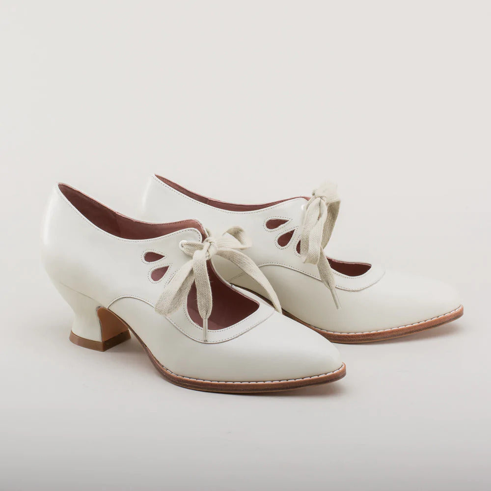 🔥Last Day Promotion 50% OFF - New Women's Orthopaedic High Heel Leather Shoes