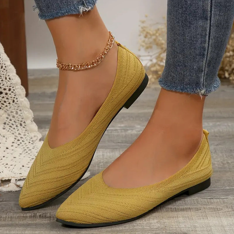 🔥Last Day Promotion 50% OFF - Women's Pointed Breathable Toe Knitted Slip On Orthopedic Shoes