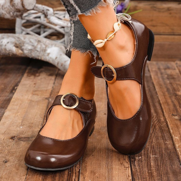 Foot comfort – Round-toe retro buckle low-cut flats