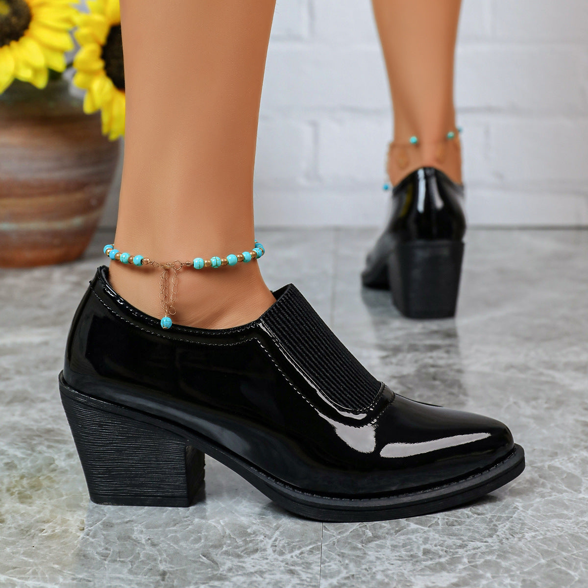 Foot comfort – Pointed-toe elegant high heels