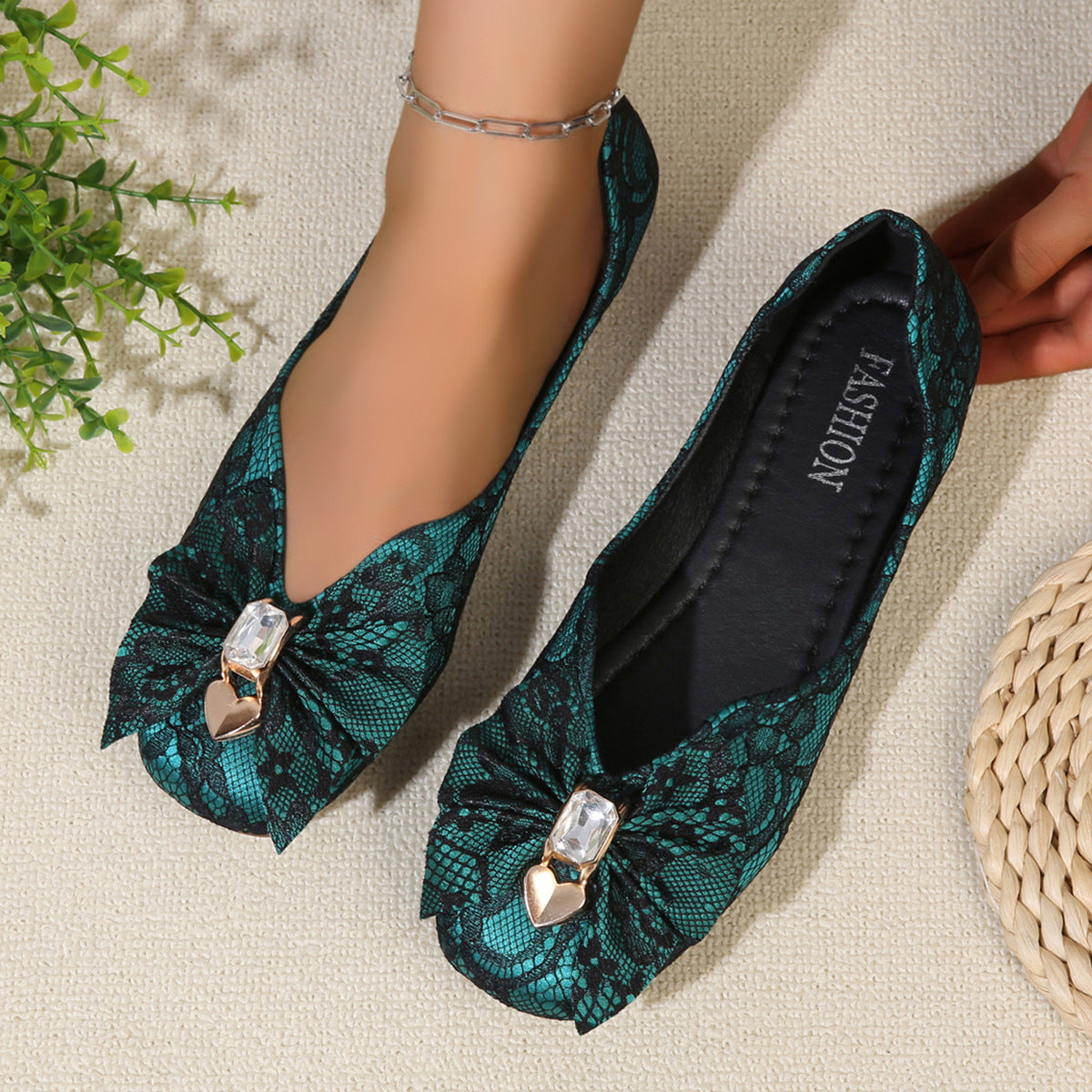 Foot comfort – Lace bow square toe flat comfortable shoes