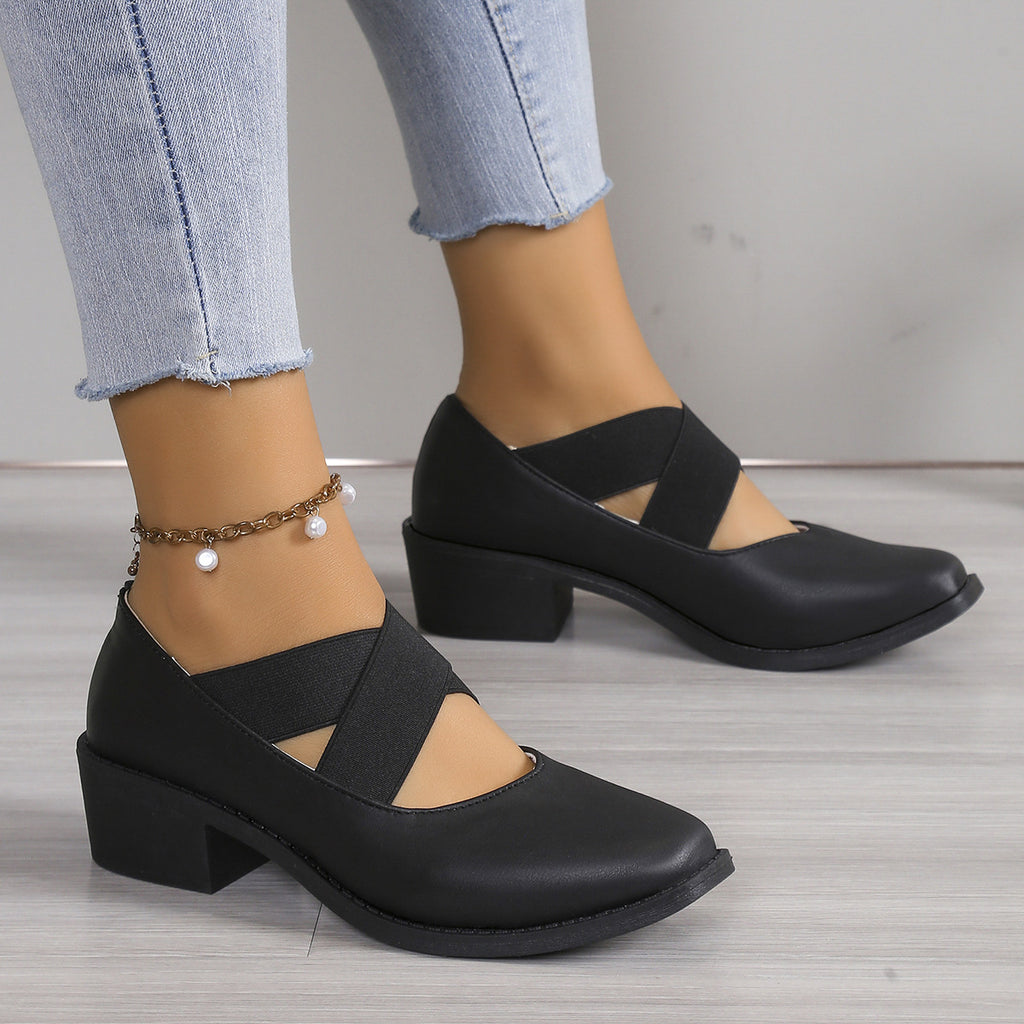 Foot comfort – Cross-strap Mary Jane shoes