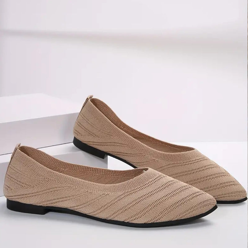 🔥Last Day Promotion 50% OFF - Women's Pointed Breathable Toe Knitted Slip On Orthopedic Shoes