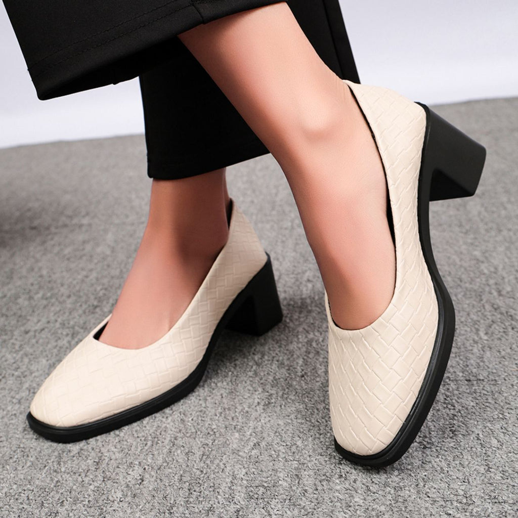 Foot comfort – Versatile low-cut slip-on shoes